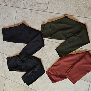 4x Lululemon Athletica Leggings